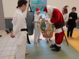 e20221217photoparcnoelnoelkarate 1715b